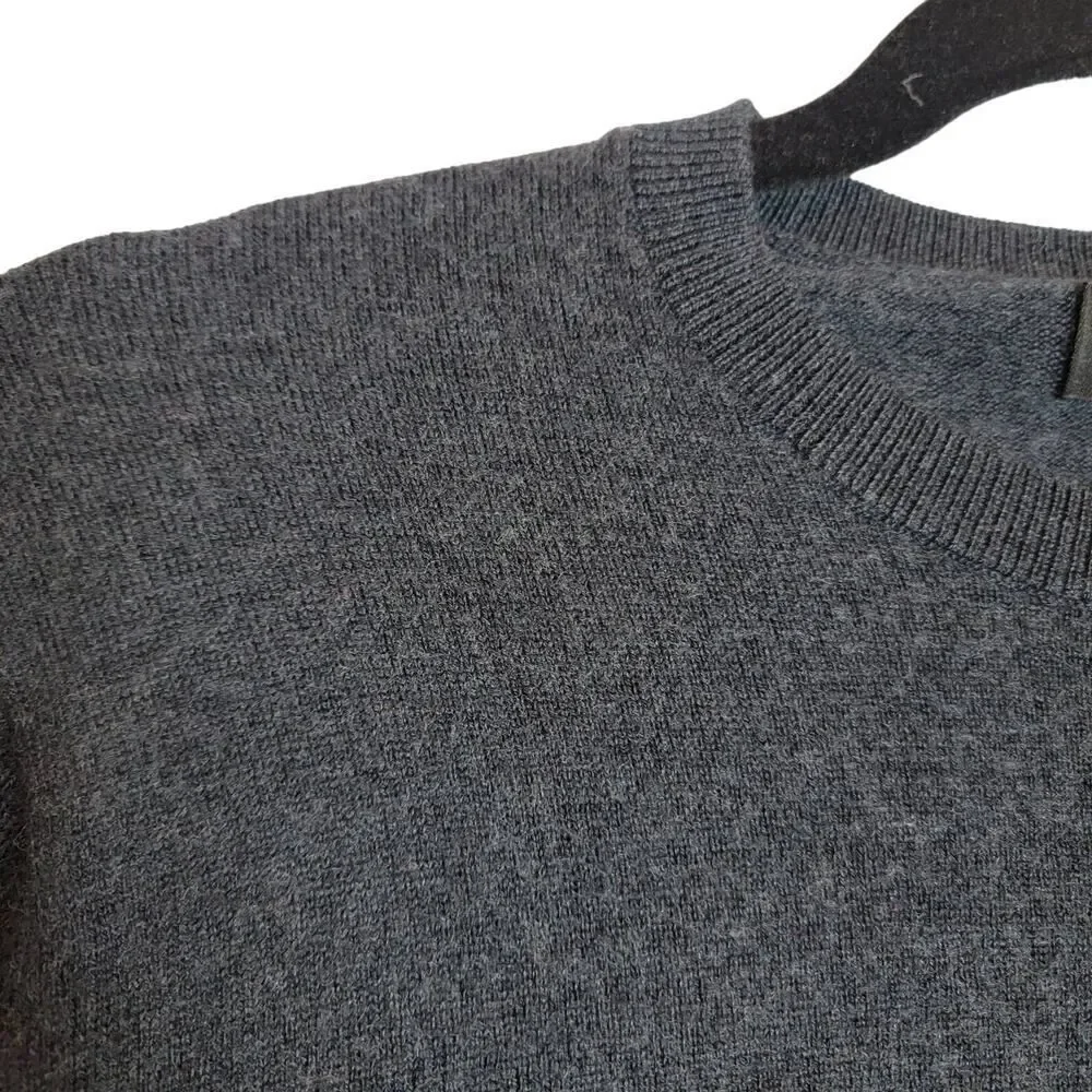 Banana Republic Casual Preppy Merino Wool Sweater